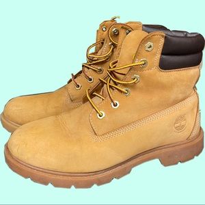 Timberland Basic 6” Boots size 9